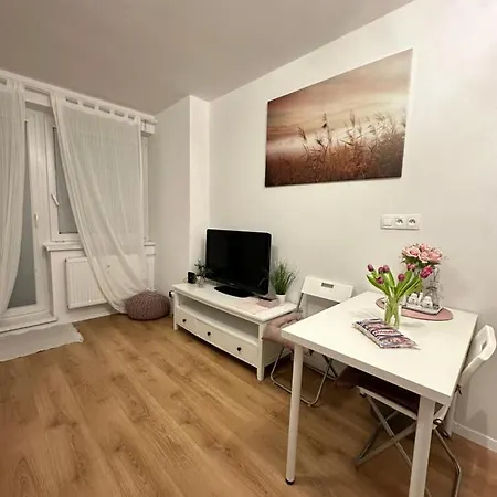 Studio 05 With Free Private Parking Братислава